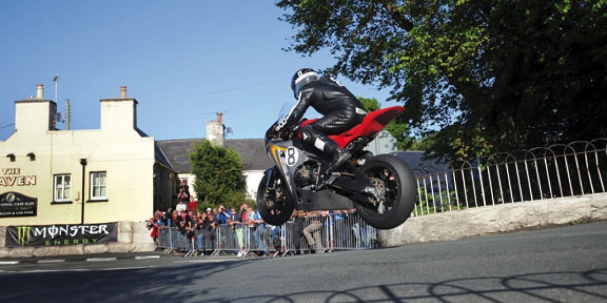 Isle of Man Film - TT3D - Closer to the Edge